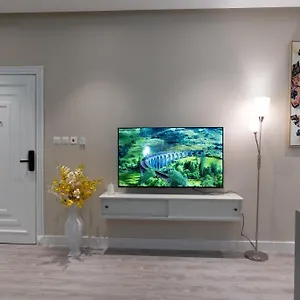 Emaar Business Gate Al Murouj - A شقة